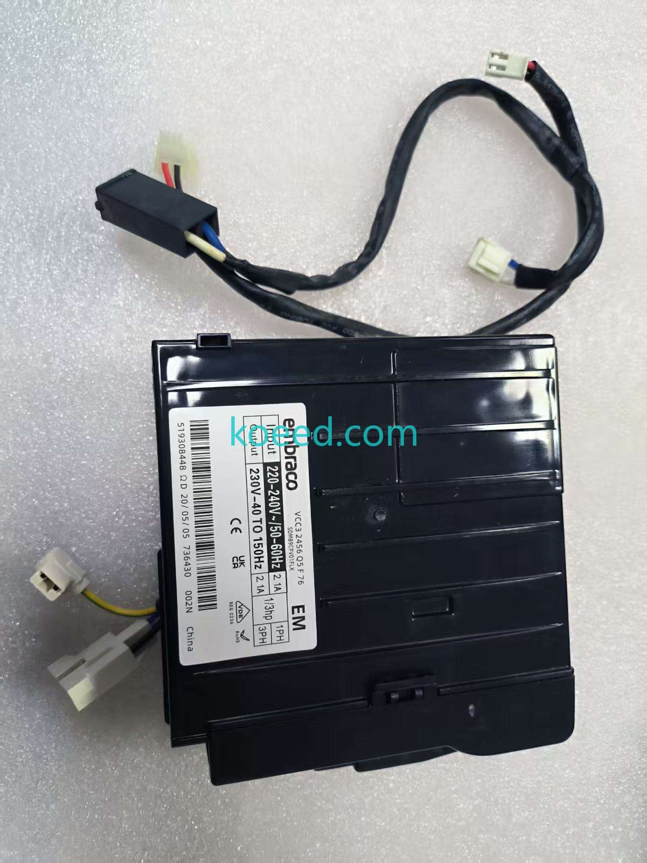 VCC3 2456 14f 76 - Product View